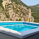 Casa Jeronimo * Loporzano