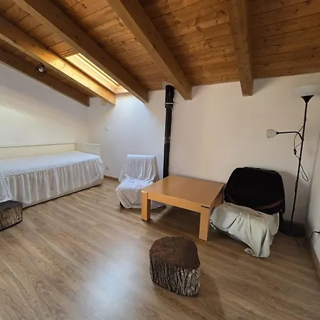 Casa Jeronimo Nyaraló *