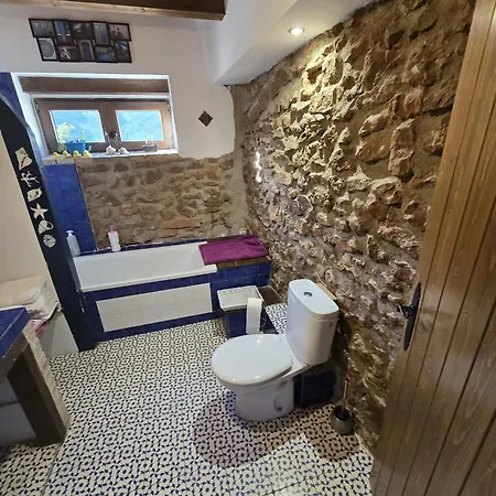 Casa Jeronimo * Loporzano