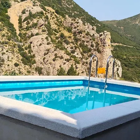 Casa Jeronimo * Loporzano